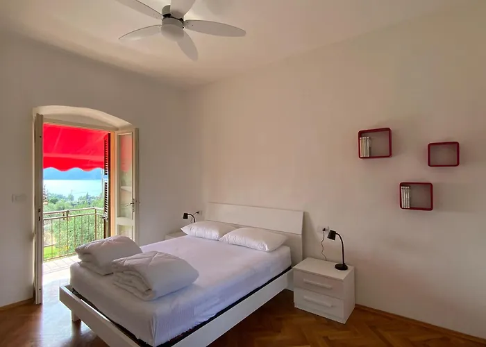 Lägenhet Dei Limoni *